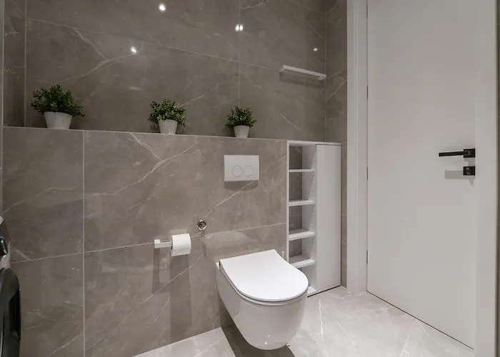 Northside * Makarska